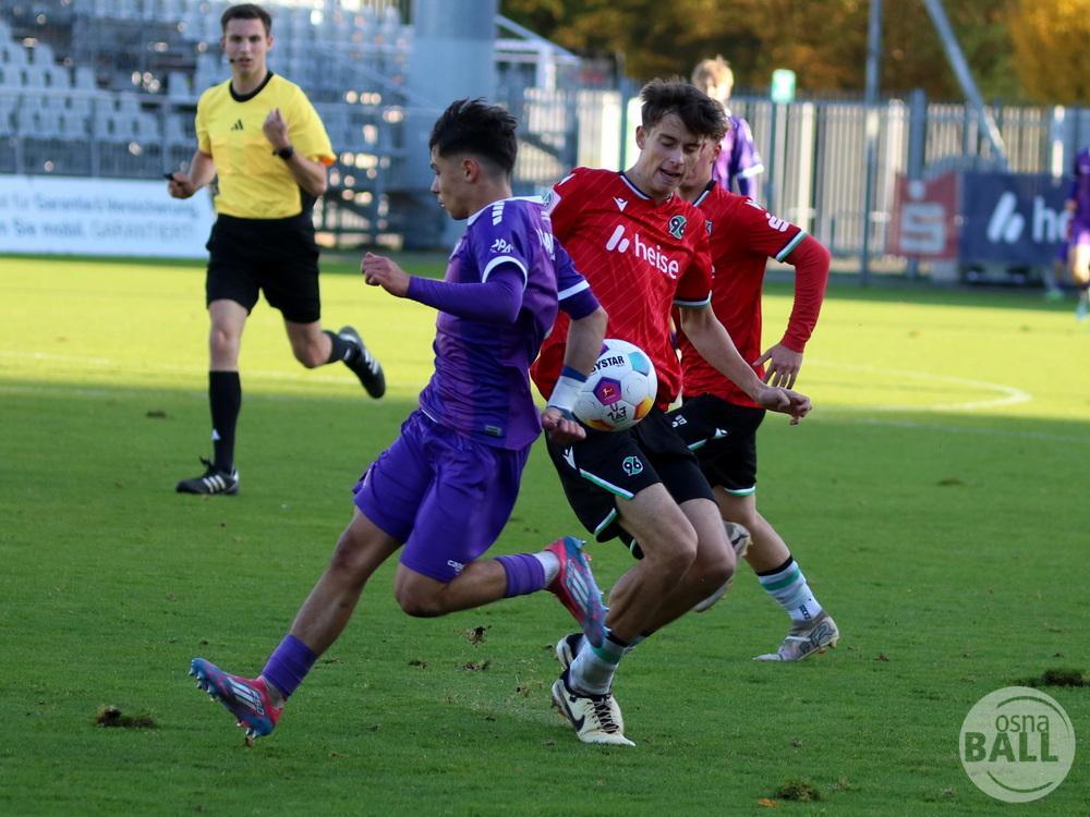 H962-0VfLOsU17-52