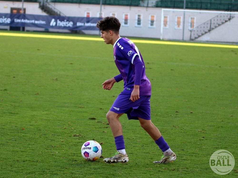 H962-0VfLOsU17-61