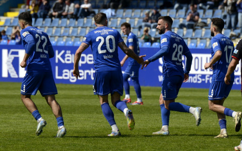 Regionalliga West | 4:1 - Lotte siegt ungefährdet gegen Düren